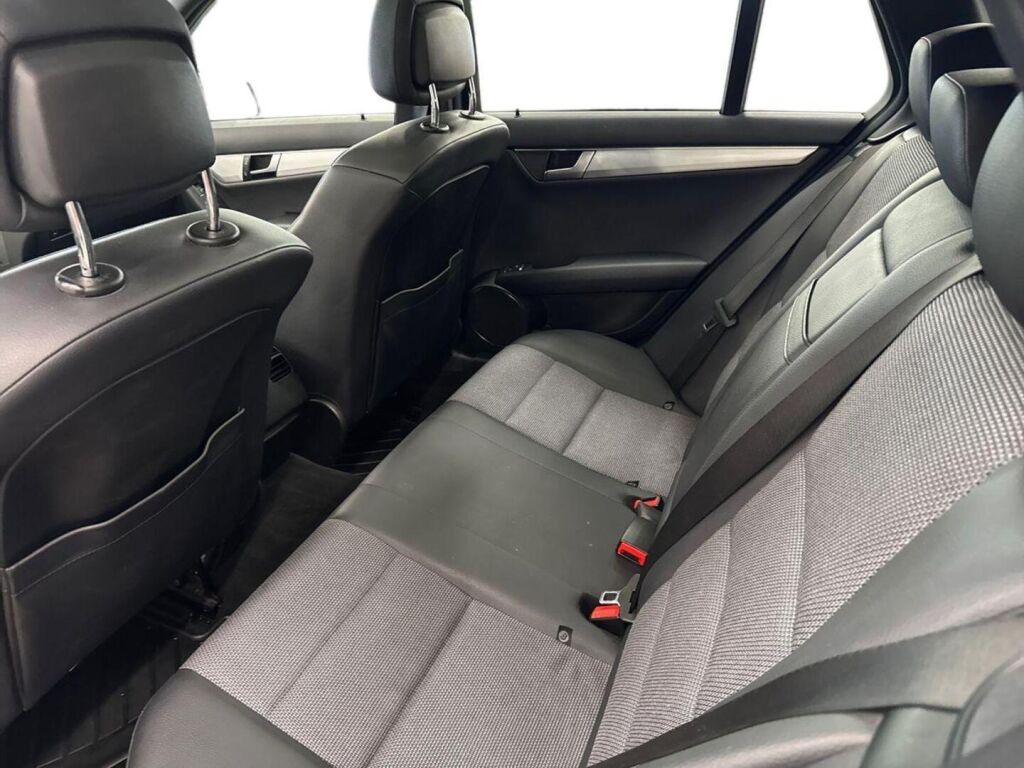 Mercedes-Benz C 2012 Hopea