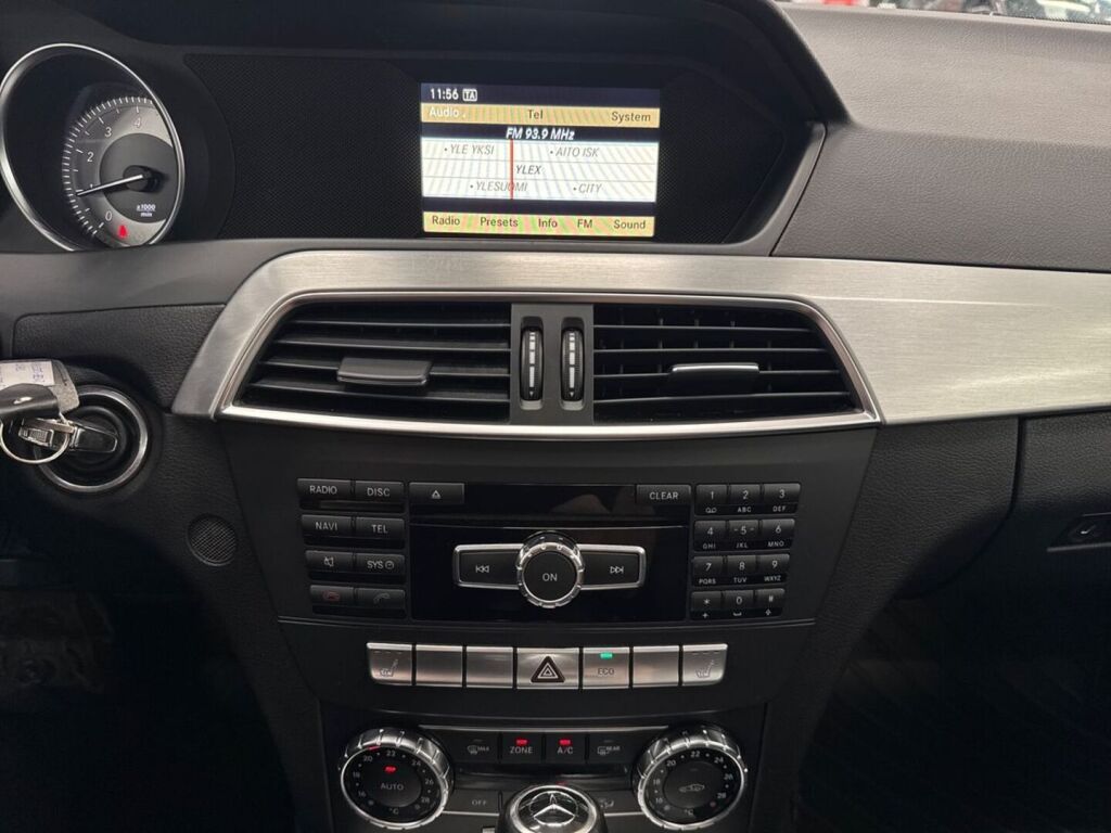 Mercedes-Benz C 2012 Hopea