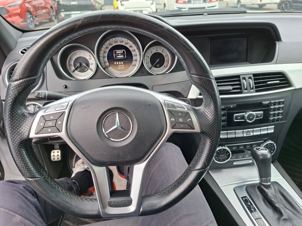 Mercedes-Benz C 2012 Hopea