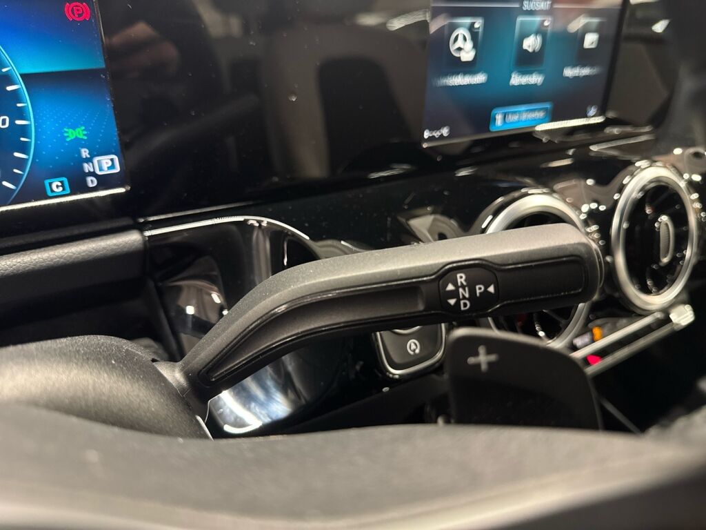 Mercedes-Benz B 2019 Valkoinen