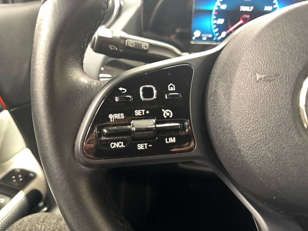 Mercedes-Benz B 2019 Valkoinen