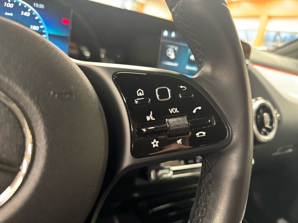 Mercedes-Benz B 2019 Valkoinen