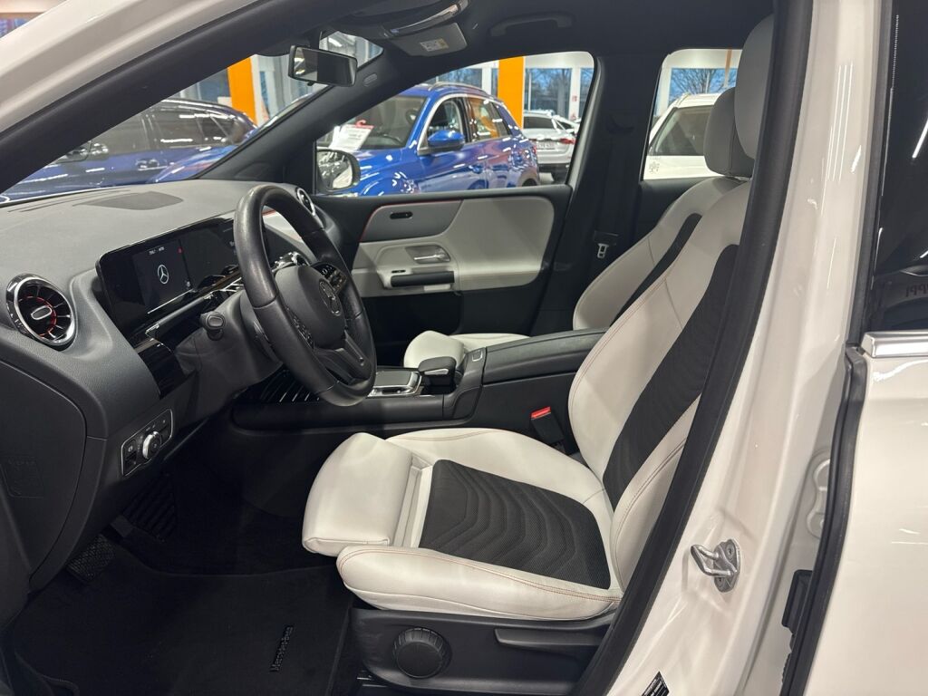 Mercedes-Benz B 2019 Valkoinen