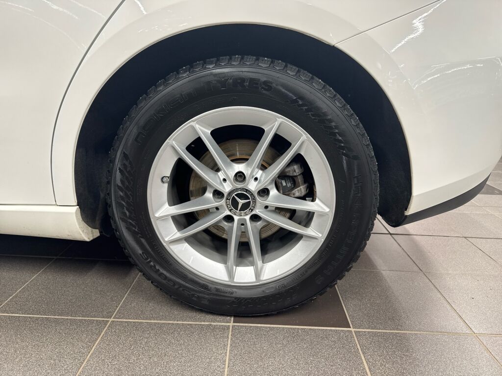 Mercedes-Benz B 2019 Valkoinen