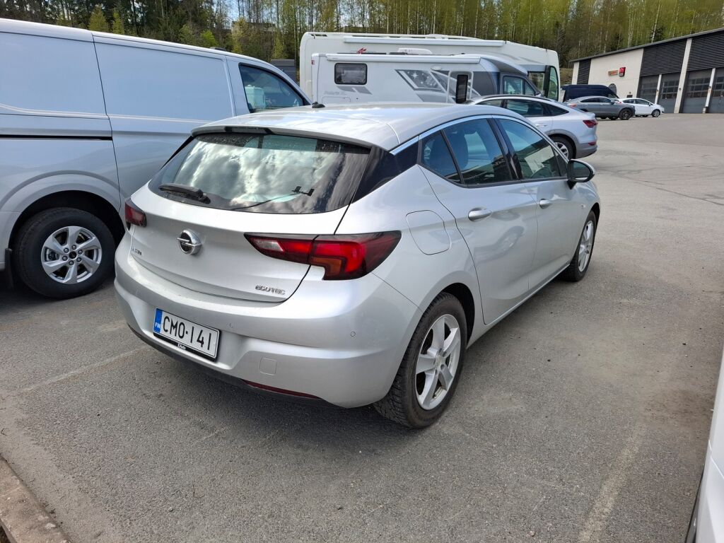 Opel Astra 2019 Hopea