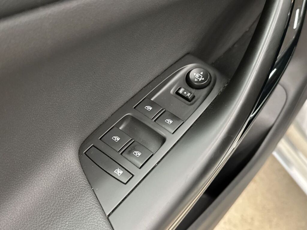 Opel Astra 2019 Hopea