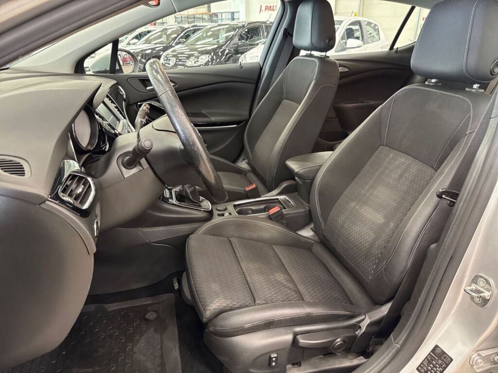 Opel Astra 2019 Hopea