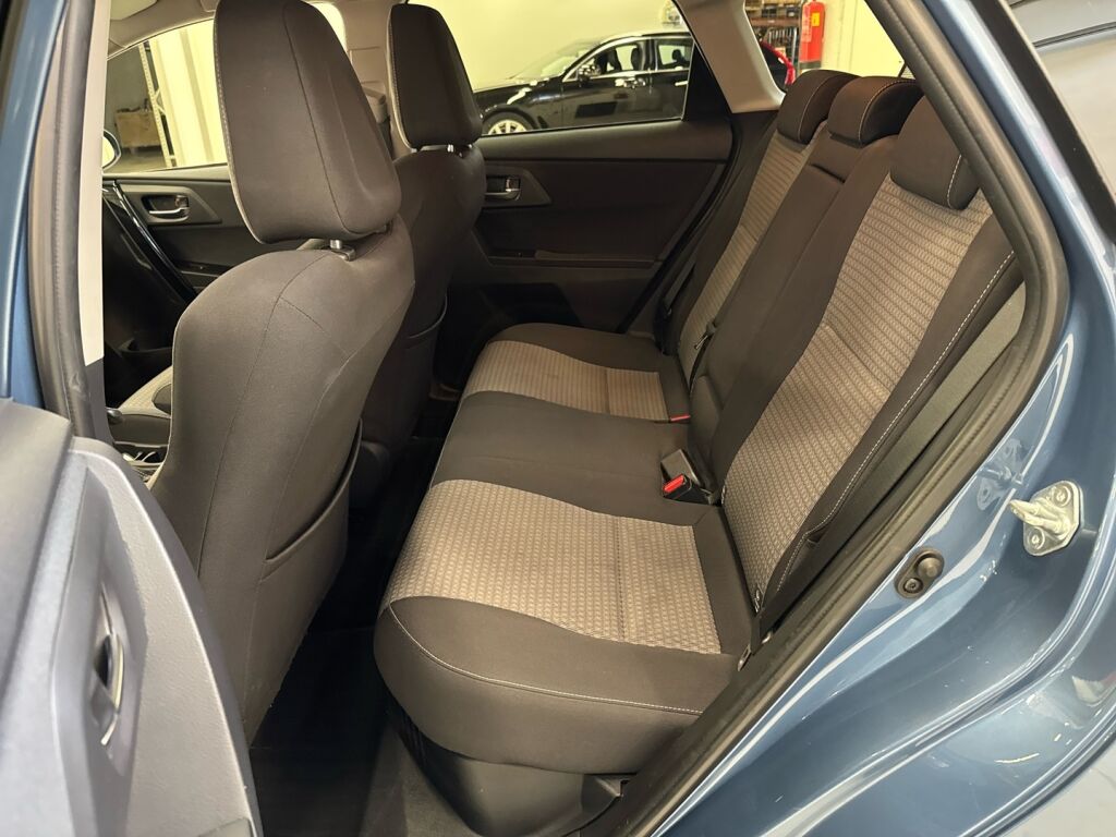 Toyota Auris 2019 Sininen