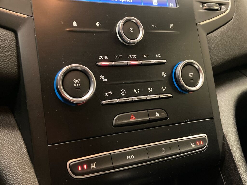 Renault Megane 2019 Punainen