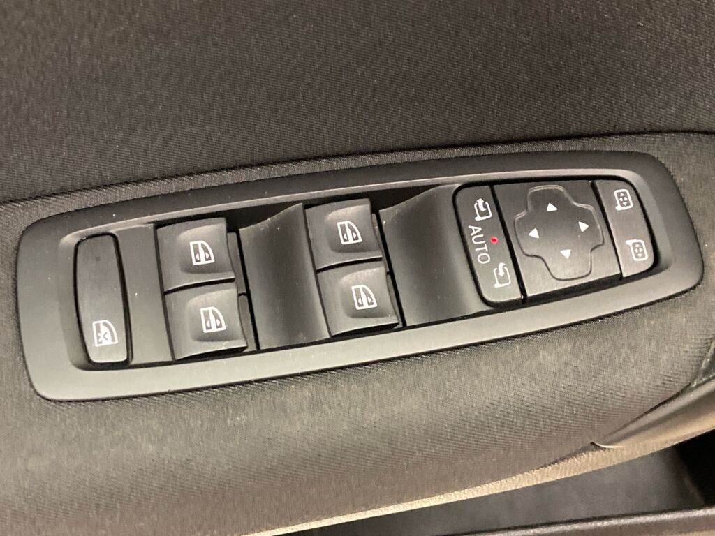 Renault Megane 2019 Punainen