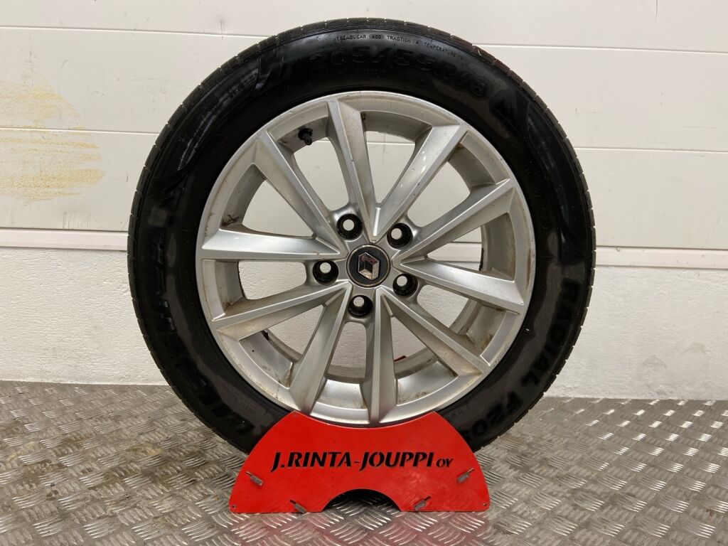 Renault Megane 2019 Punainen