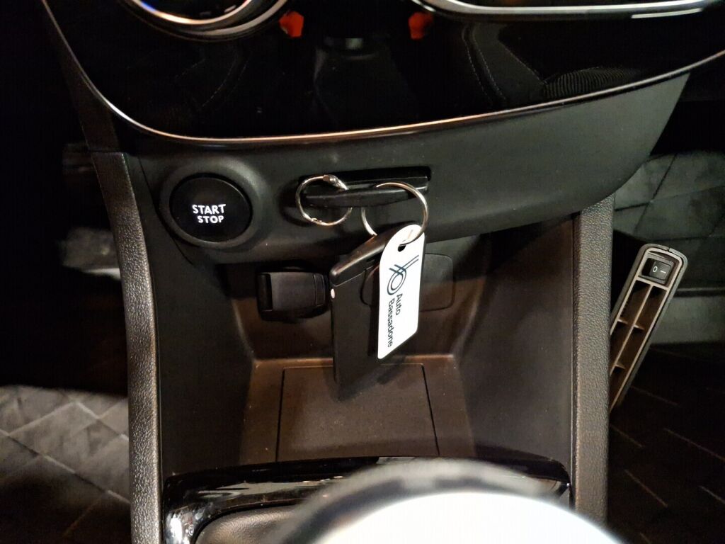 Renault Clio 2019 Punainen