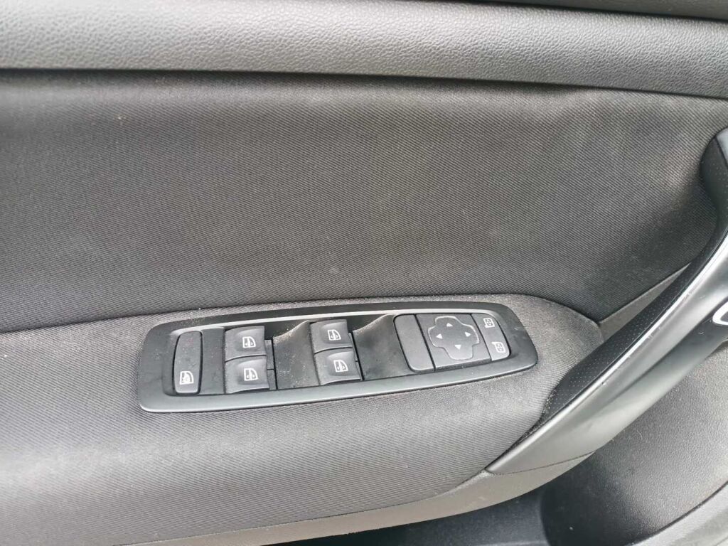 Renault Megane 2019 Valkoinen
