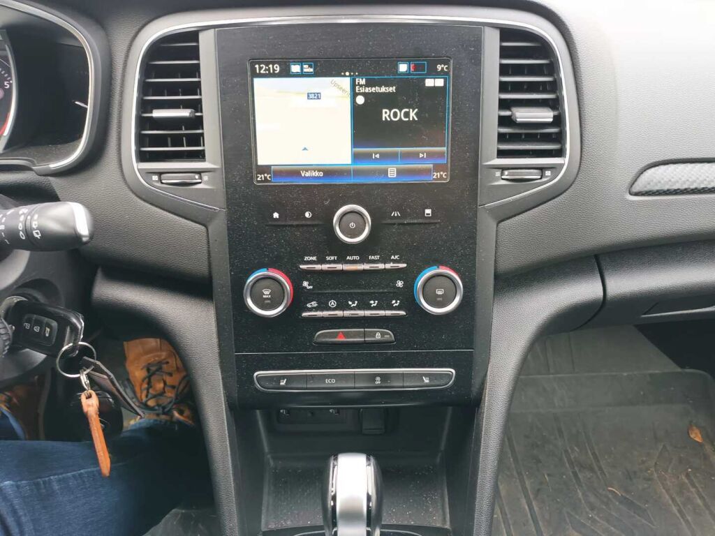 Renault Megane 2019 Valkoinen