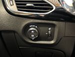 Opel Astra 2019 Valkoinen