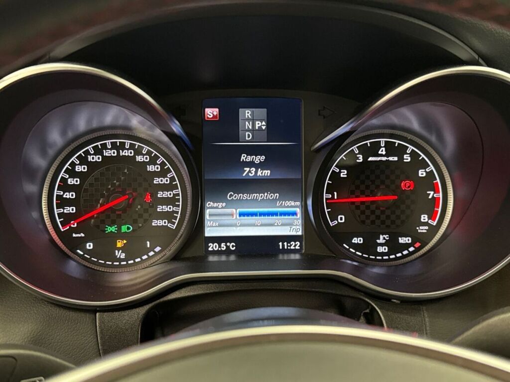 Mercedes-Benz C 2016 Valkoinen