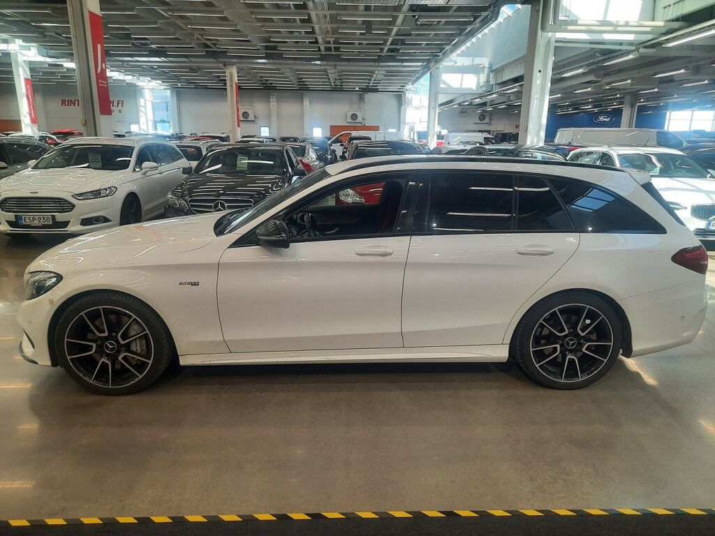 Mercedes-Benz C 2016 Valkoinen
