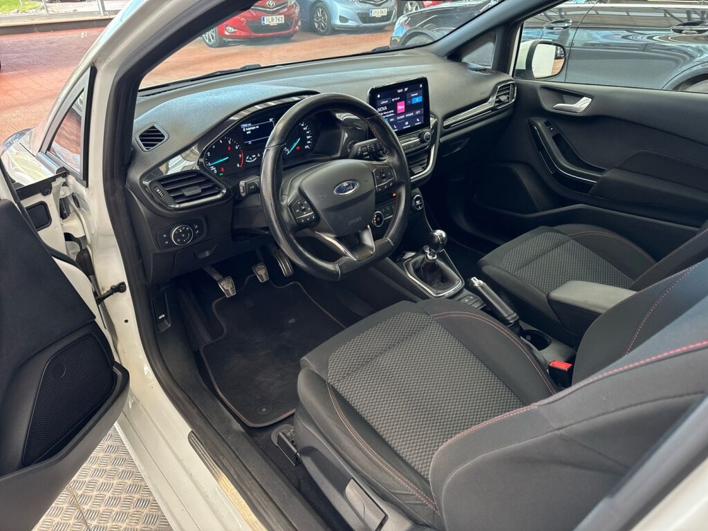 Ford Fiesta Van 2019 Valkoinen