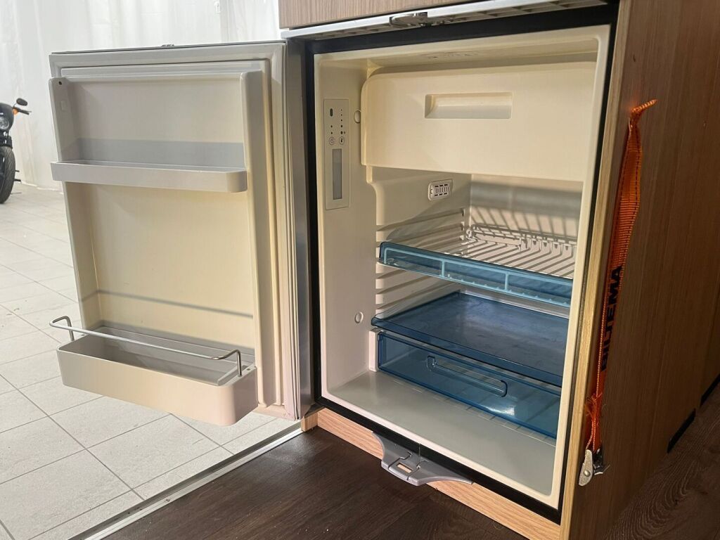 Pössl Roadcar VAN R 640 2019 Ruskea (beige)