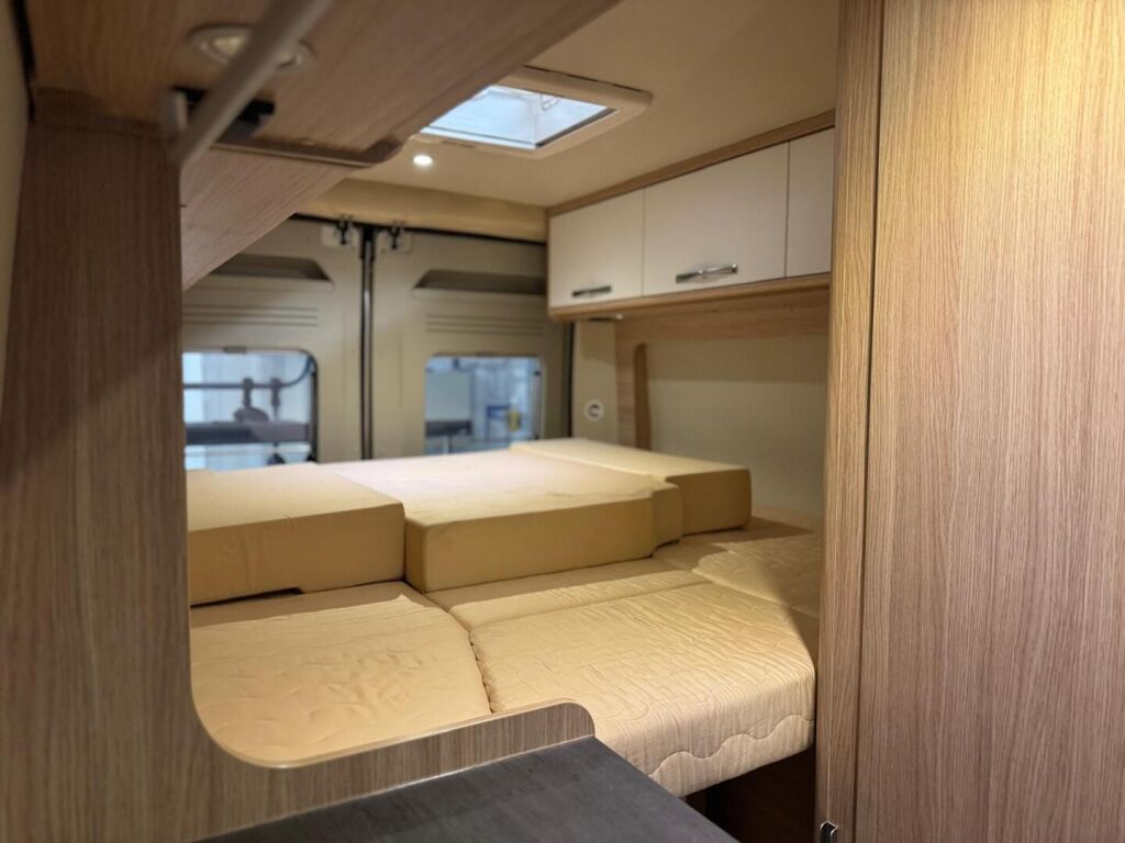 Pössl Roadcar VAN R 640 2019 Ruskea (beige)