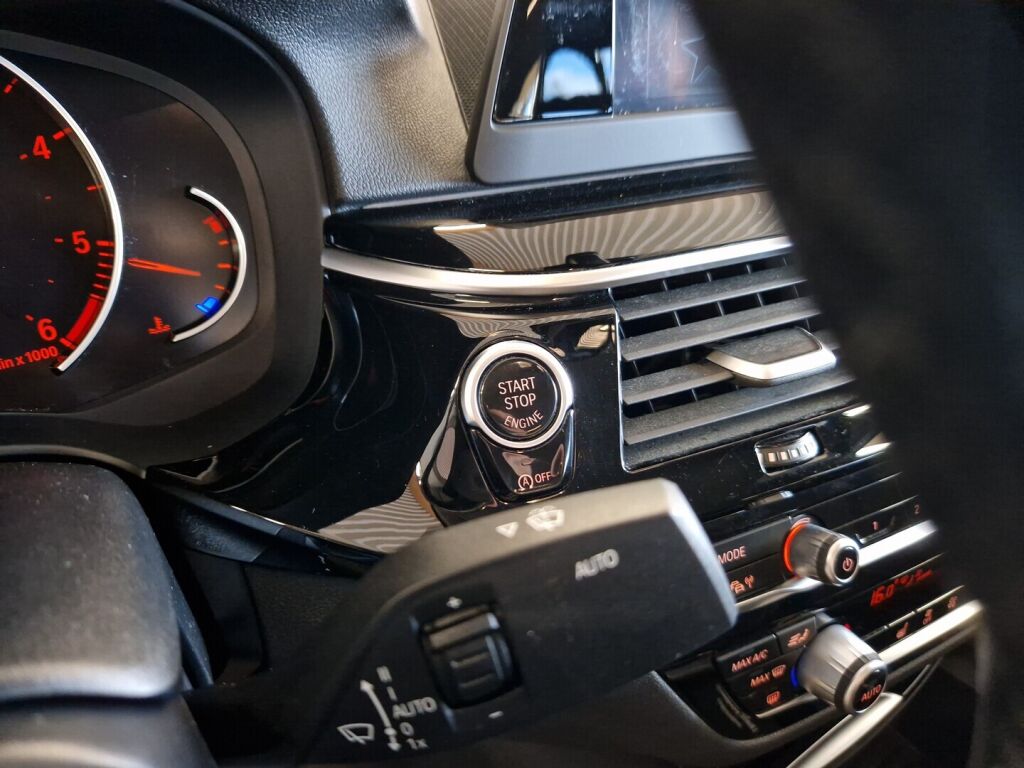 BMW 520 2019 Valkoinen