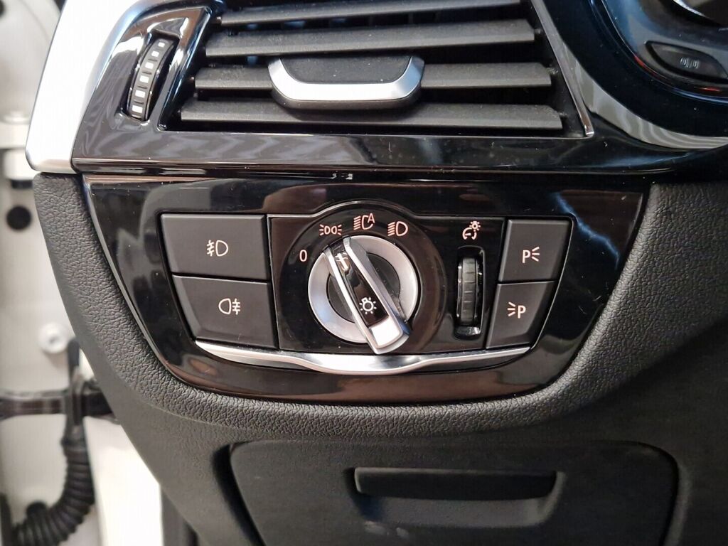 BMW 520 2019 Valkoinen