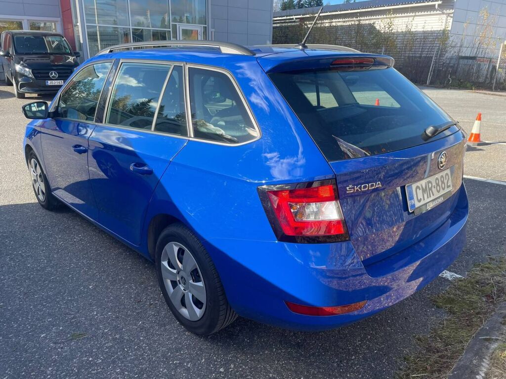 Skoda Fabia Combi 1,0 TSI 95 Active 2019, bild 4/8