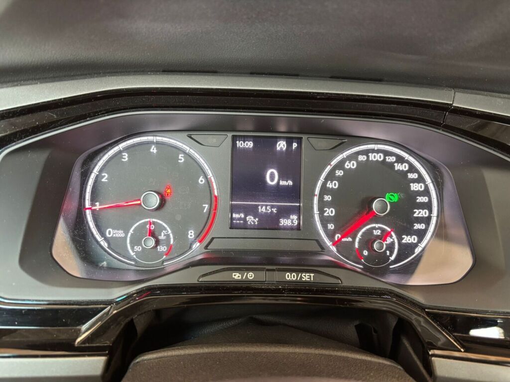 Volkswagen Polo 2019 Hopea