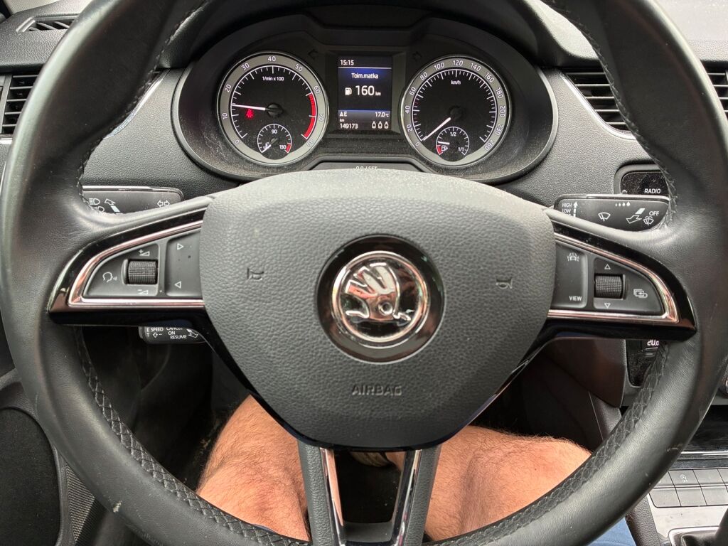 Skoda Octavia 2019 Musta