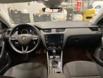 Skoda Octavia 2019 Harmaa