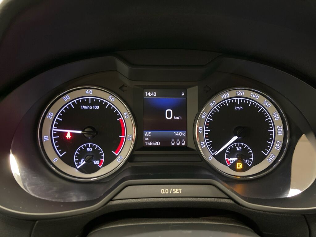 Skoda Octavia 2019 Harmaa