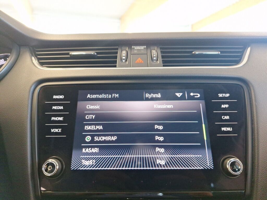 Skoda Octavia 2019 Harmaa