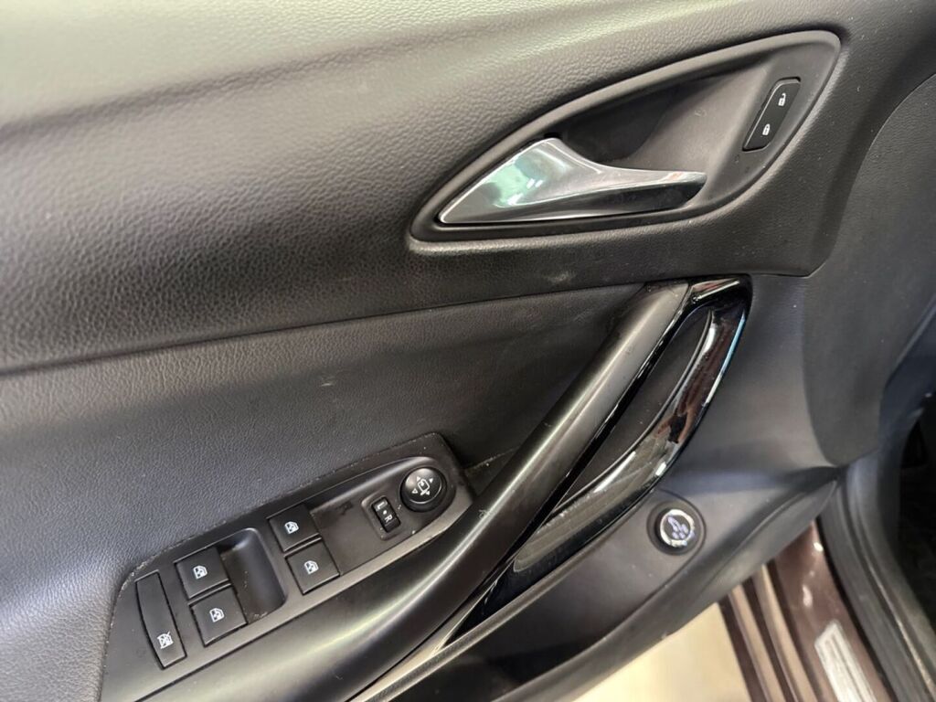 Opel Astra 2019 Ruskea (beige)