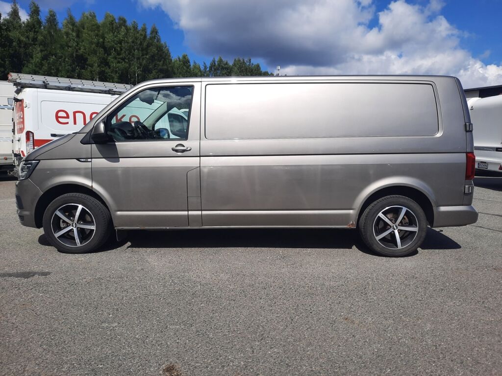 Volkswagen Transporter 2019 Ruskea (beige)