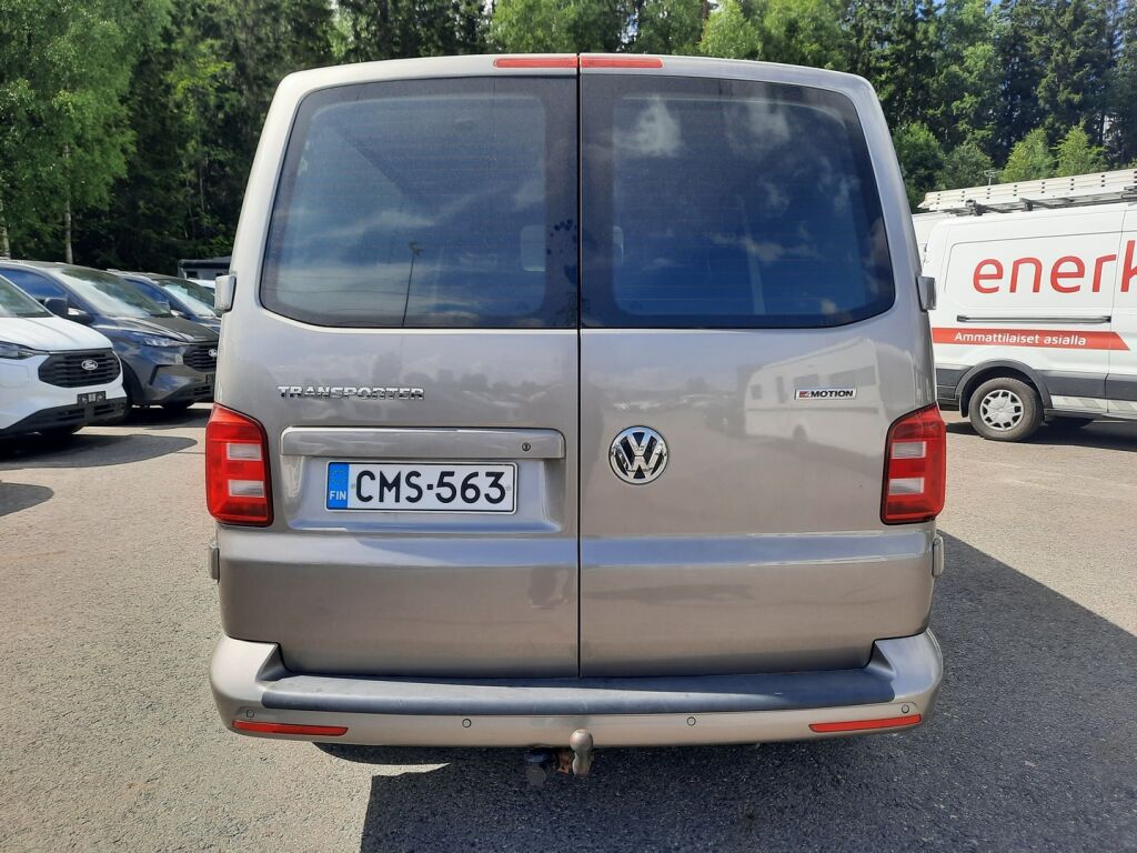 Volkswagen Transporter 2019 Ruskea (beige)