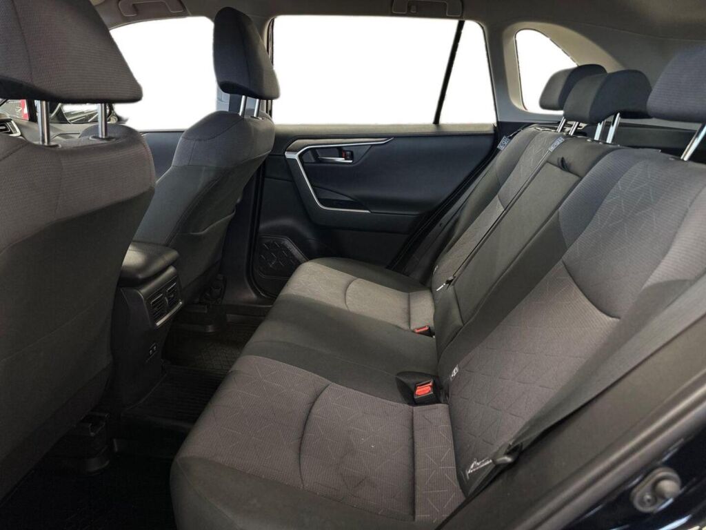 Toyota RAV4 2019 Musta