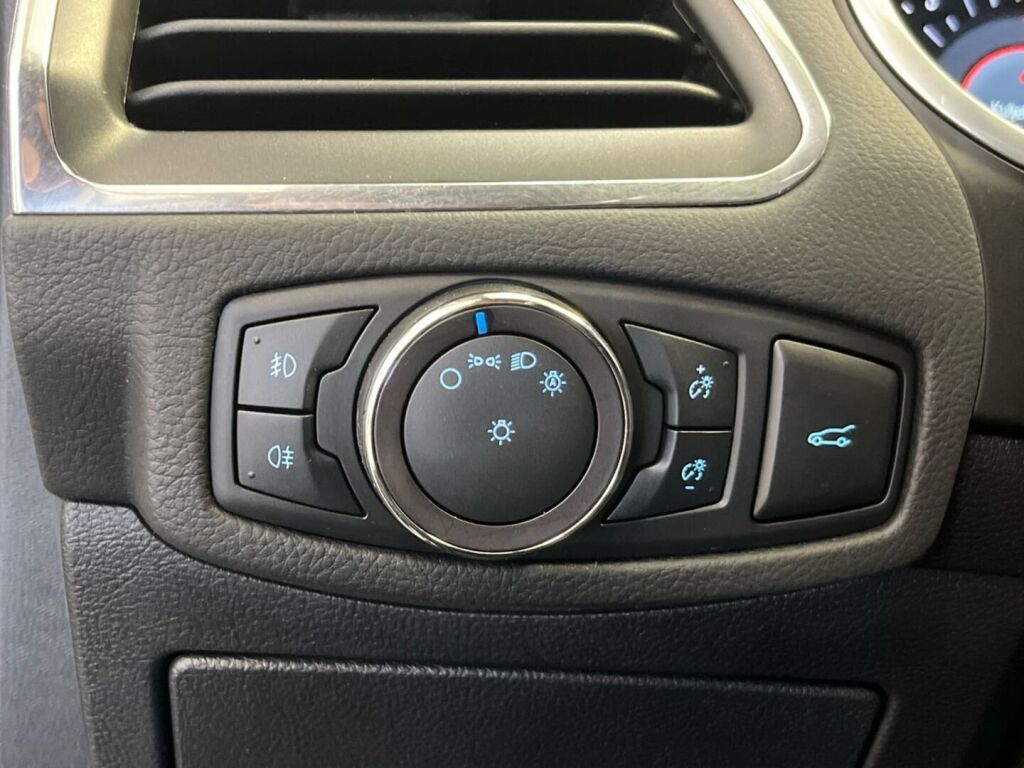 Ford S-Max 2019 Valkoinen