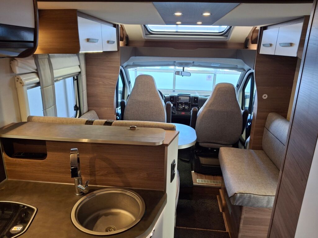 Knaus Live Wave 700MEG 2019 Valkoinen