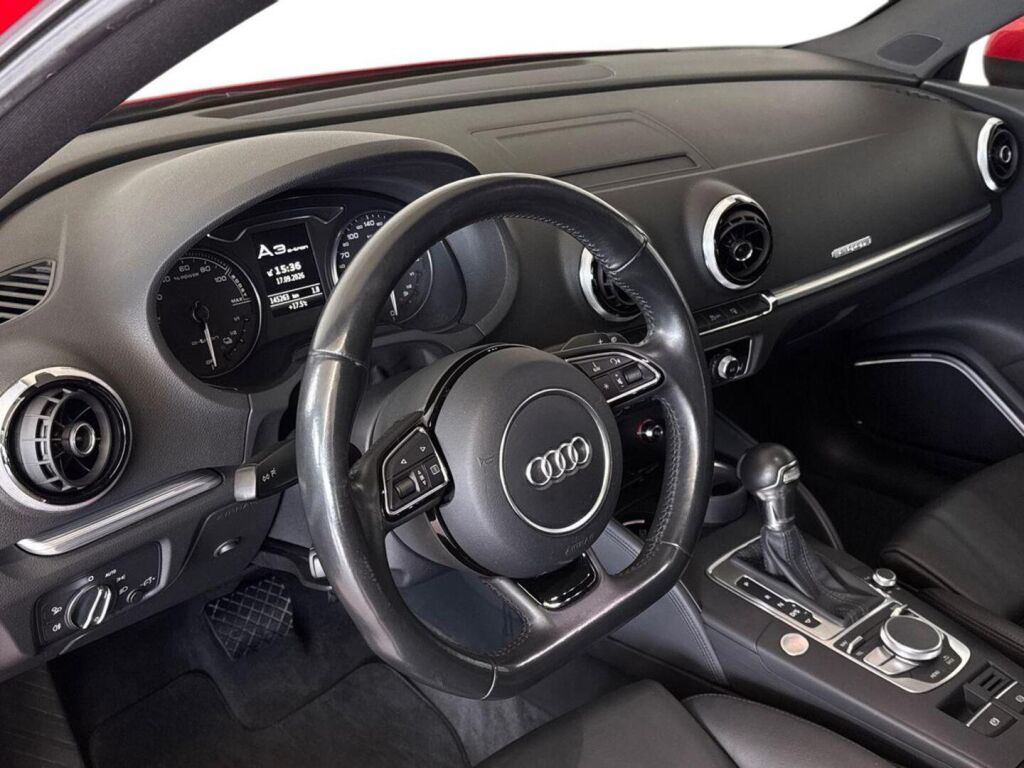 Audi A3 2014 Punainen