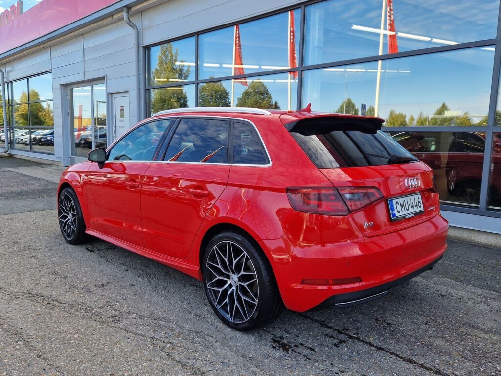 Audi A3 2014 Punainen