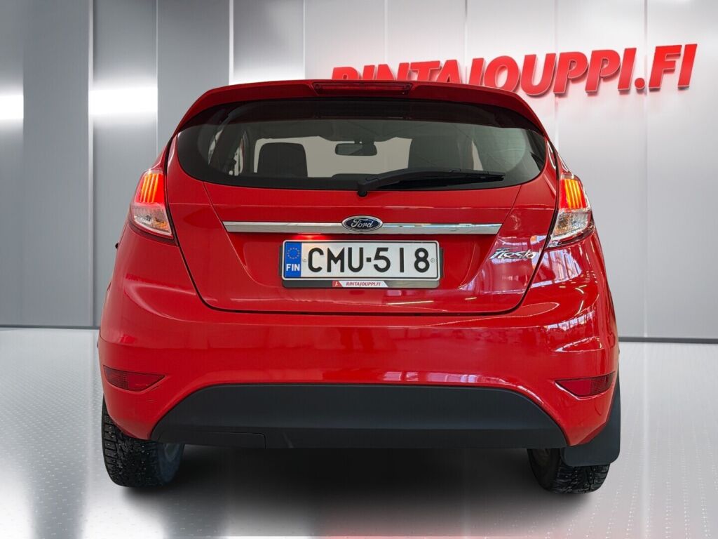 Ford Fiesta 2016 Punainen