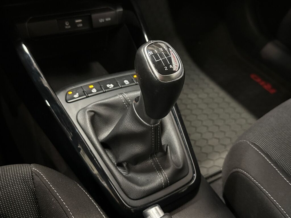 Kia Rio 2020 Punainen