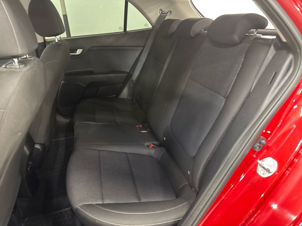 Kia Rio 2020 Punainen