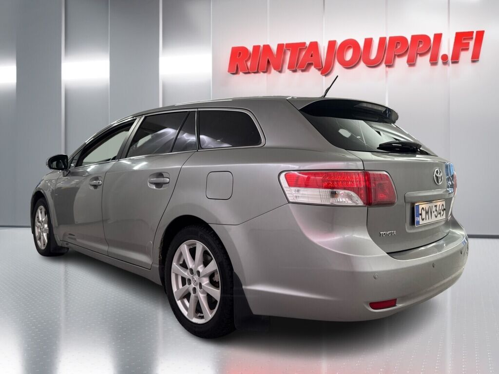 Toyota Avensis 2009 Hopea