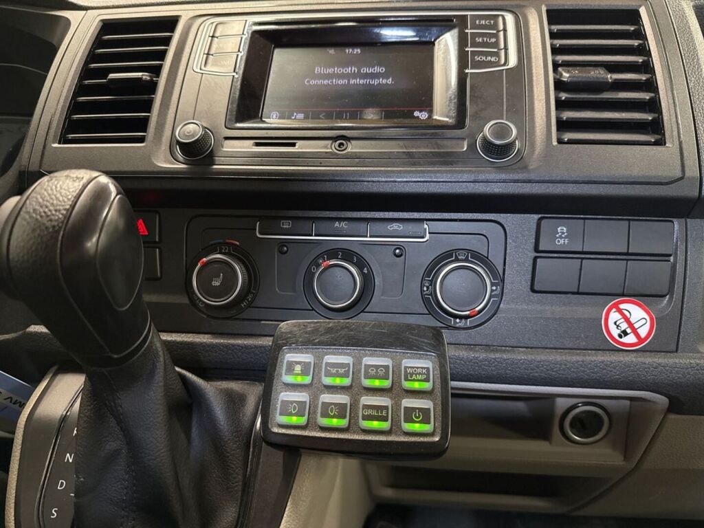Volkswagen Transporter 2019 Valkoinen