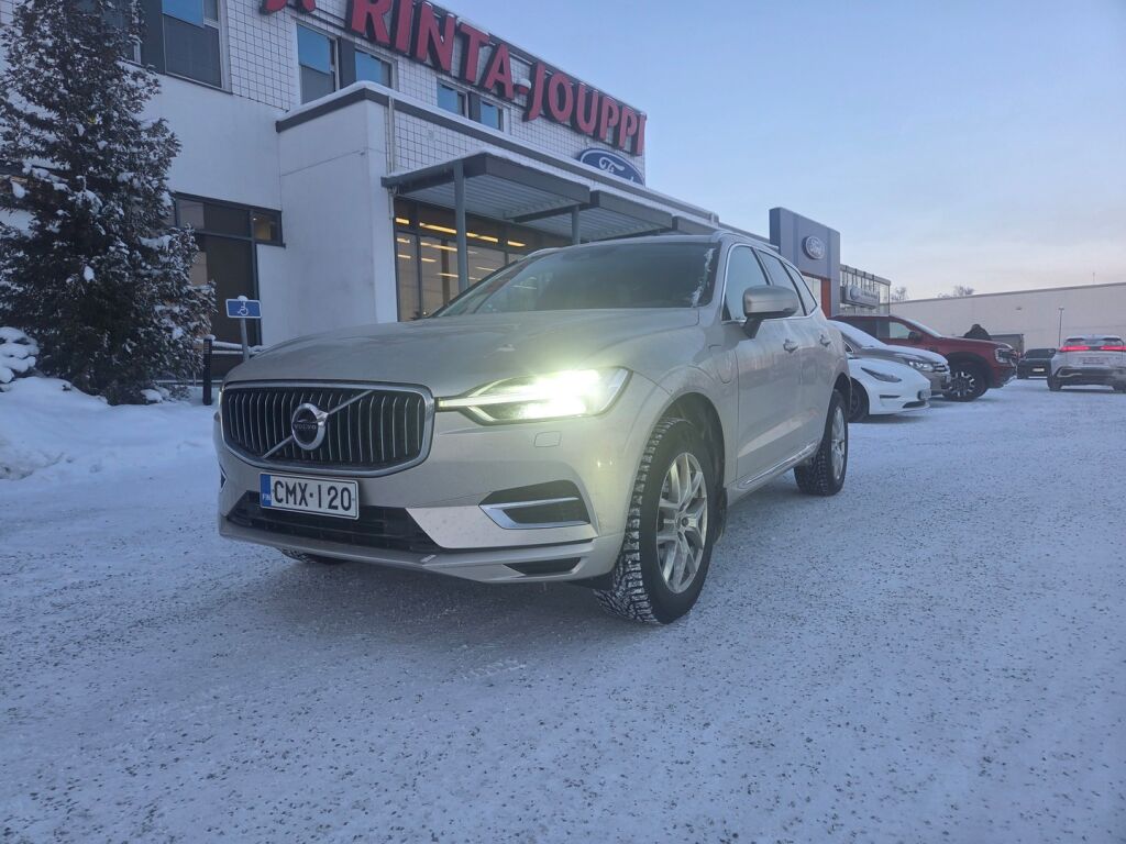 Volvo XC60 2019 Ruskea (beige)