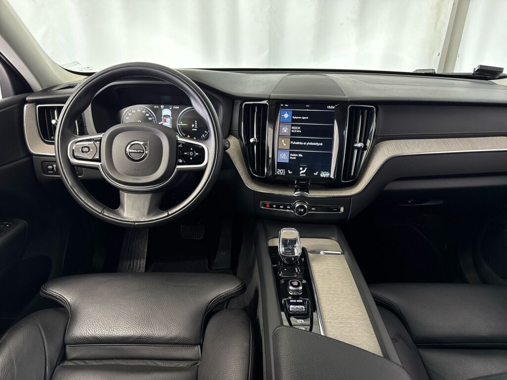 Volvo XC60 2019 Harmaa