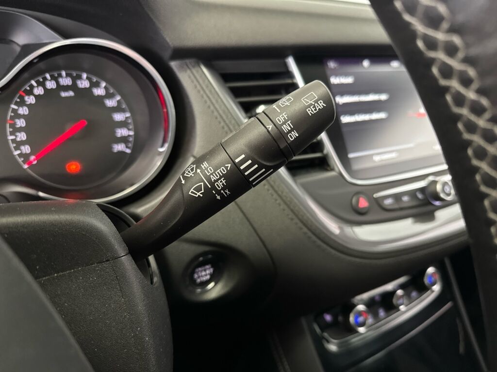 Opel Grandland X 2020 Valkoinen