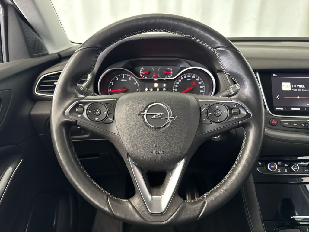 Opel Grandland X 2020 Valkoinen