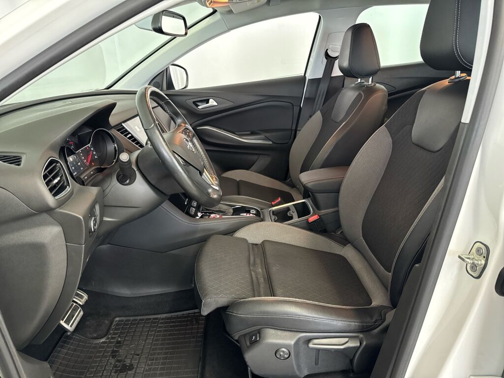 Opel Grandland X 2020 Valkoinen